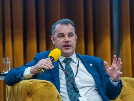 Hampl: Česko je napřed, windfall tax na banky zavedou i&nbsp;další státy