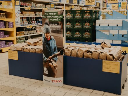V&nbsp;podzimní Sbírce potravin Tesco nabídne slevu 5 % na celý nákup jako poděkování za štědrost