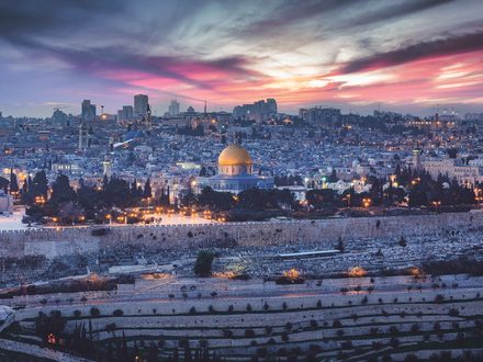 Nejistý byznys se Svatou zemí