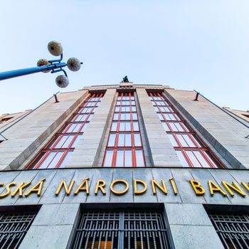 Vstupujete do nové hry ze strašně vysoké pozice