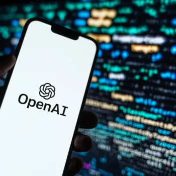 Honikruh investic kolem OpenAI