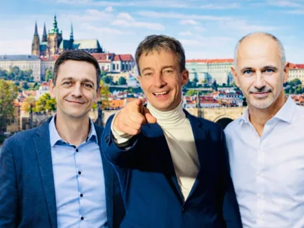 Konec dinosaurů? Česká politika hledá novou generaci