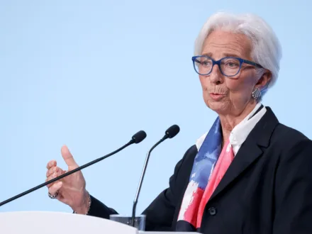 Bdělost místo klidu. ECB znovu slyší inflaci